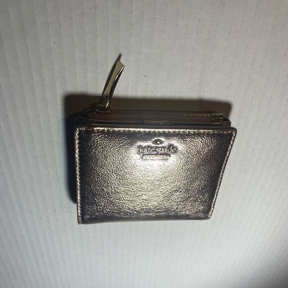 KATE SPADE New York Women’s Bifold Wallet Gold Crinkled Metallic - Picture 8 of 10